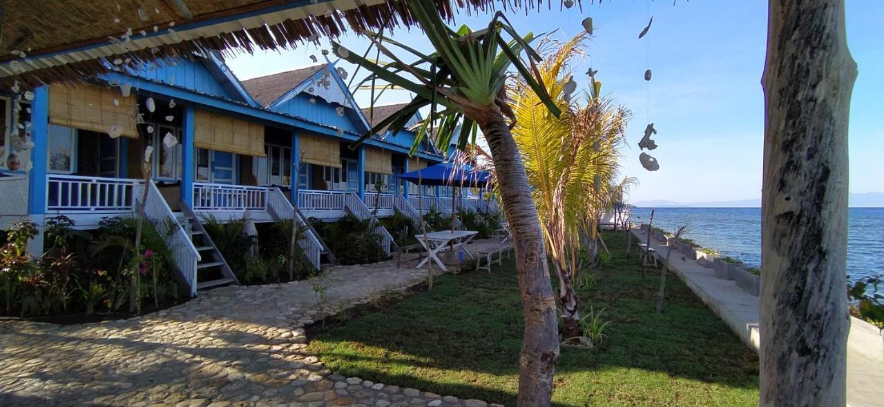 Moyo Island Resort Экстерьер фото
